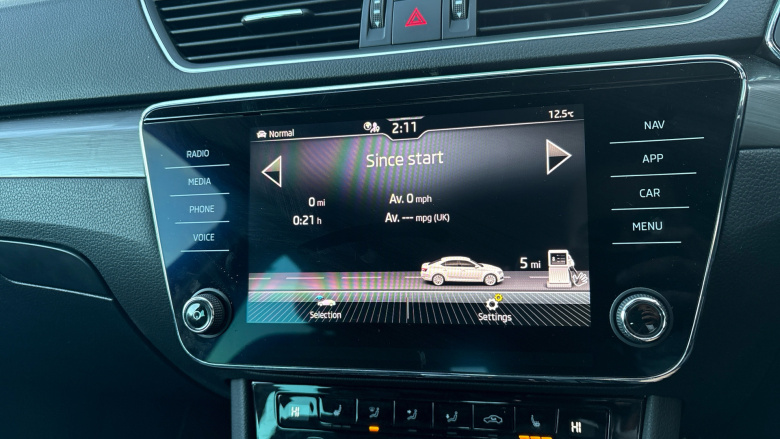 Skoda Superb 2.0 TDI CR SE L 5dr DSG Diesel Hatchback